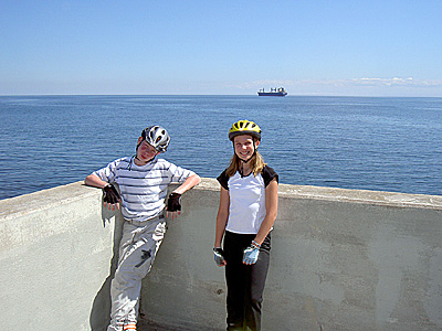 Henry and Geneva by lighthouse in Duluth