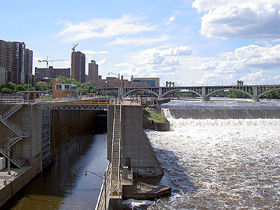 The Mississippi upstream from the Stone Arch Bridge